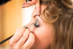 How to Transition Your Kozmetika Makeup Day-to-Night
