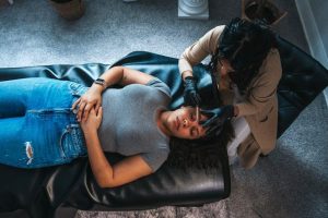 Dermaplaning at Kozmetika: Your Smooth Skin Guide