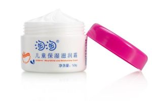 How Lipids Power Kozmetika’s Moisturizers